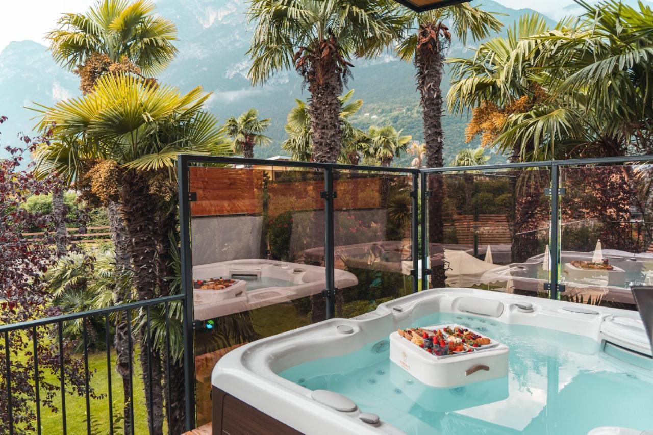 Treelodgy, The Tree House Hotell Riva del Garda Eksteriør bilde